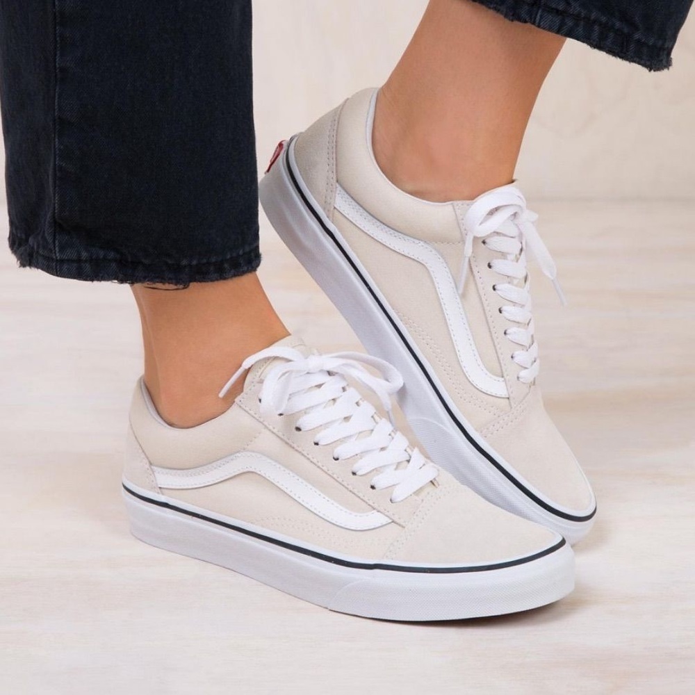 Old skool vans in birch/ true white